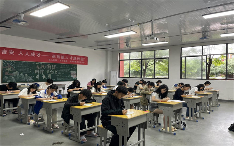 墨韻未止 匠心長(zhǎng)青—我校舉辦第三屆硬筆書
